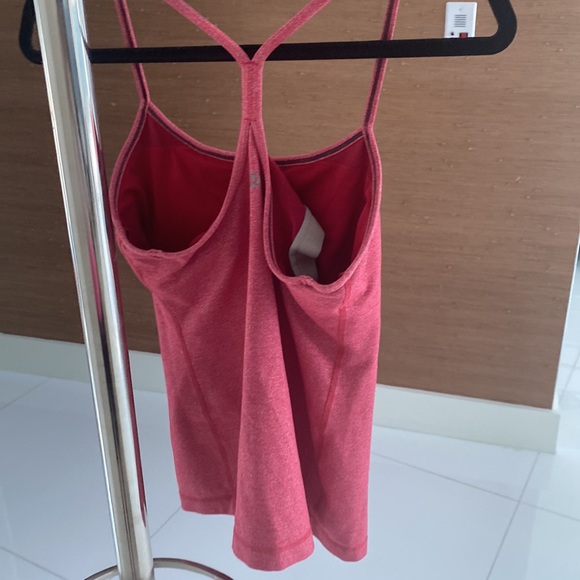 Lululemon top - Picture 3 of 4